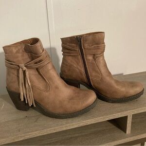 BOC women’s size 10